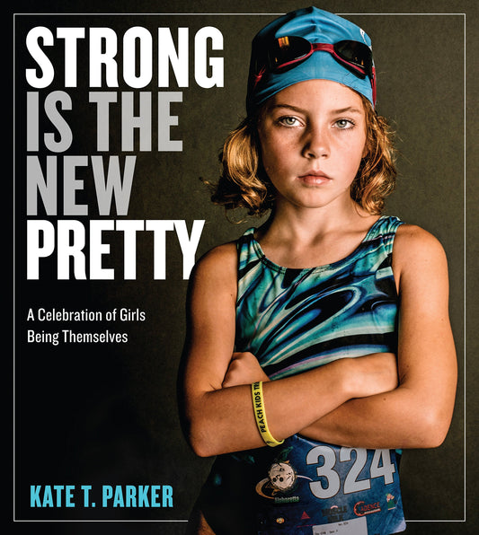 Strong Is the New Pr / Arts et photographie